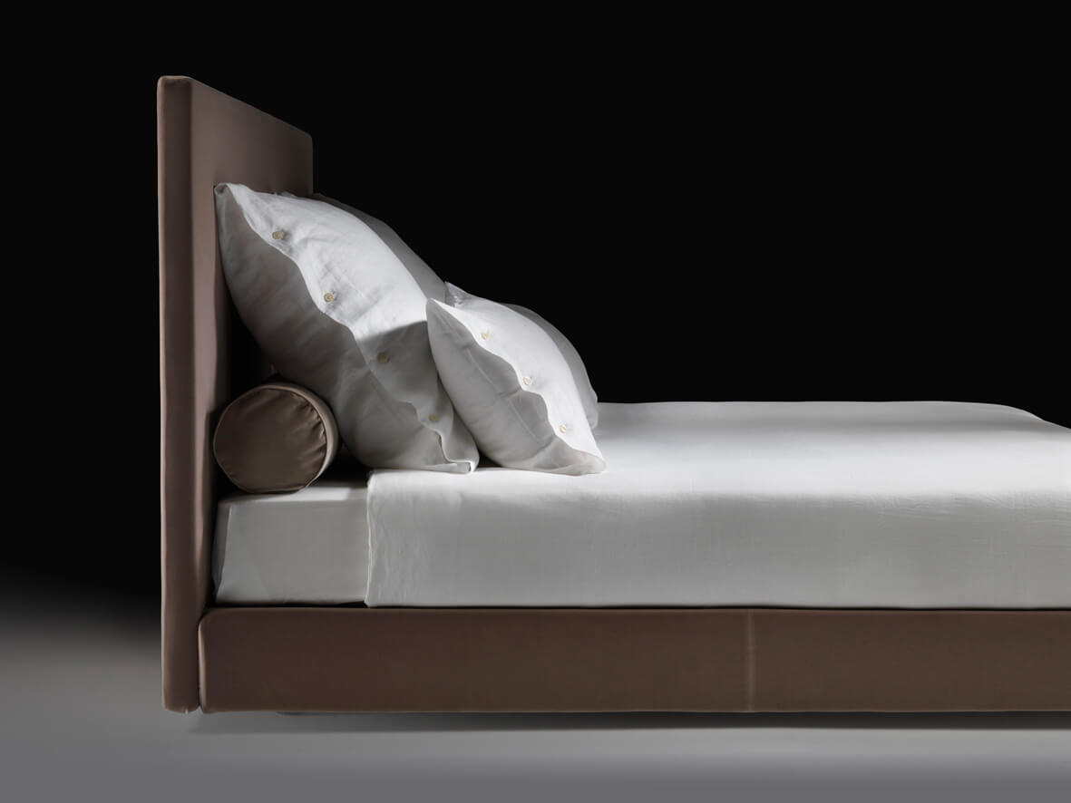 Flexform Кровать Oltre от Flexform — в интерьере
