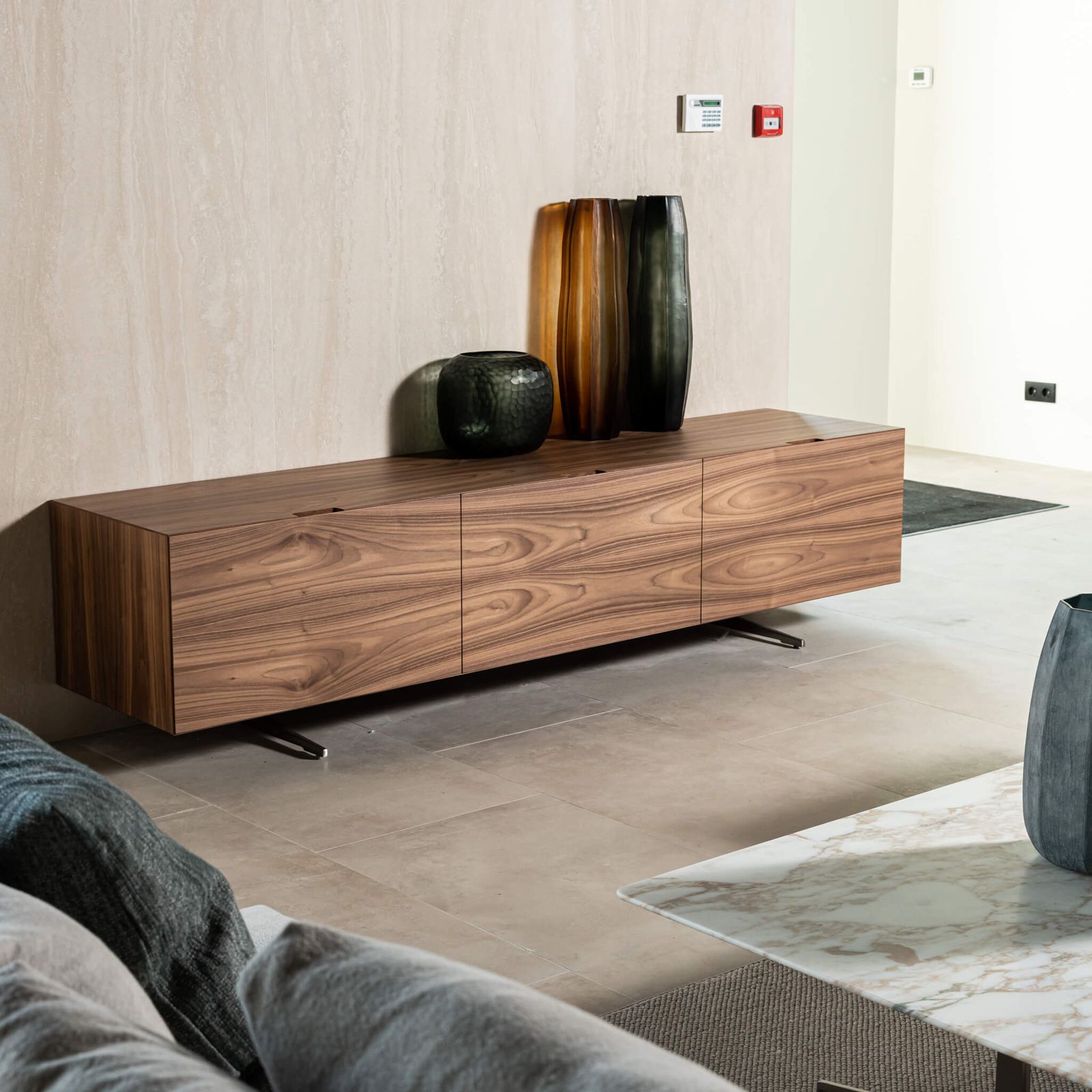 Flexform Мебель под ТВ Piuma от Flexform — в интерьере