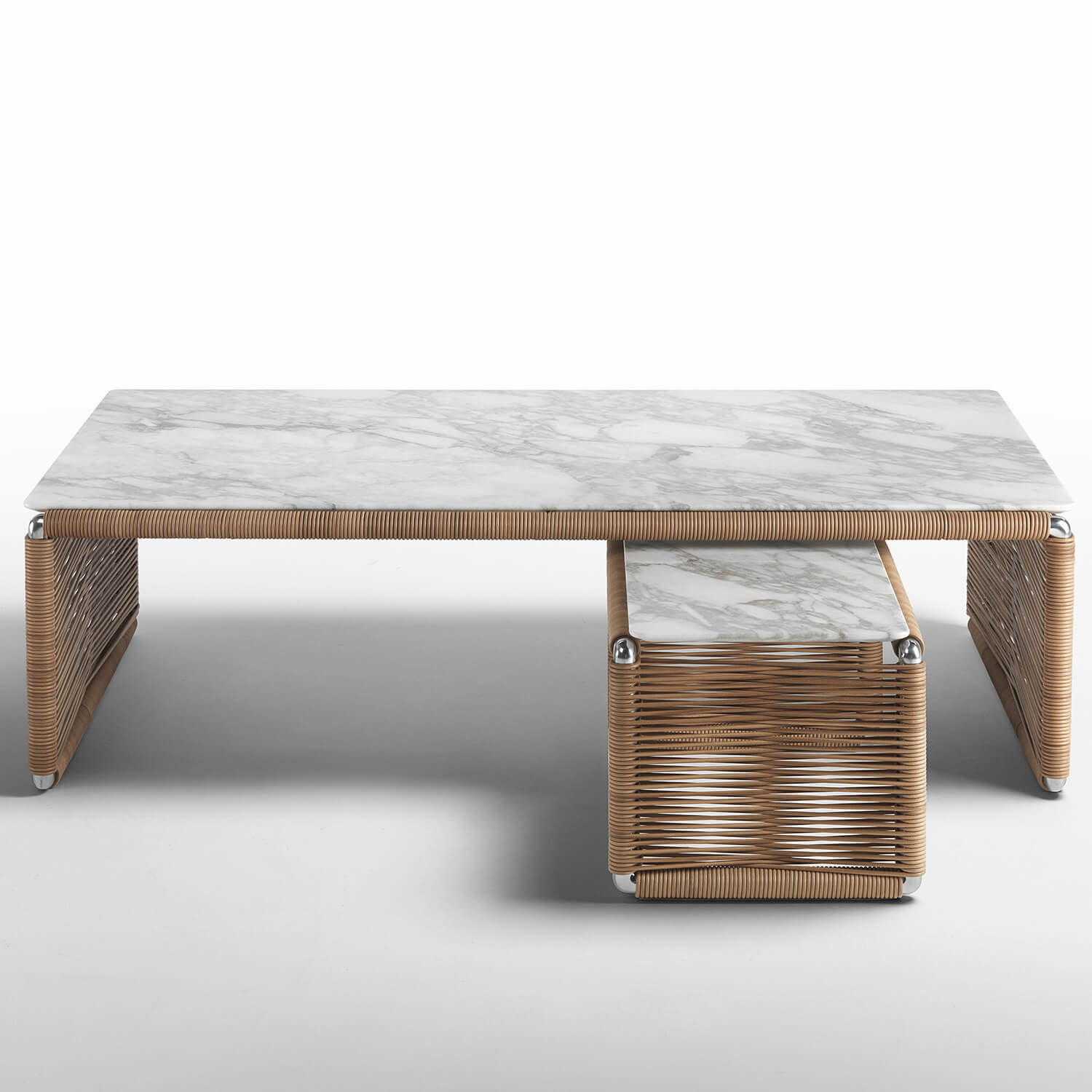 Flexform Журнальный столик Tindari от Flexform — в интерьере