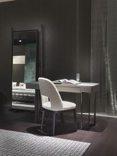 Flexform Зеркало Icaro от Flexform — в интерьере