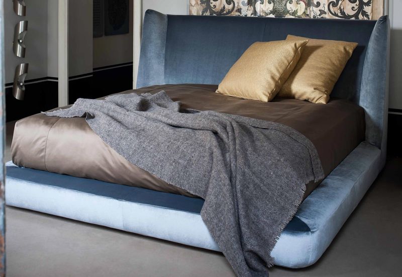 Flexform Кровать Midnight от Flexform — в интерьере