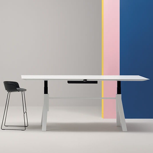Pedrali Стол Arki-Table от Pedrali — в интерьере