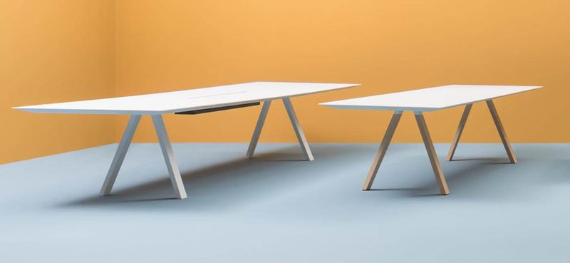 Pedrali Письменный стол Arki-Table H107 от Pedrali — в интерьере