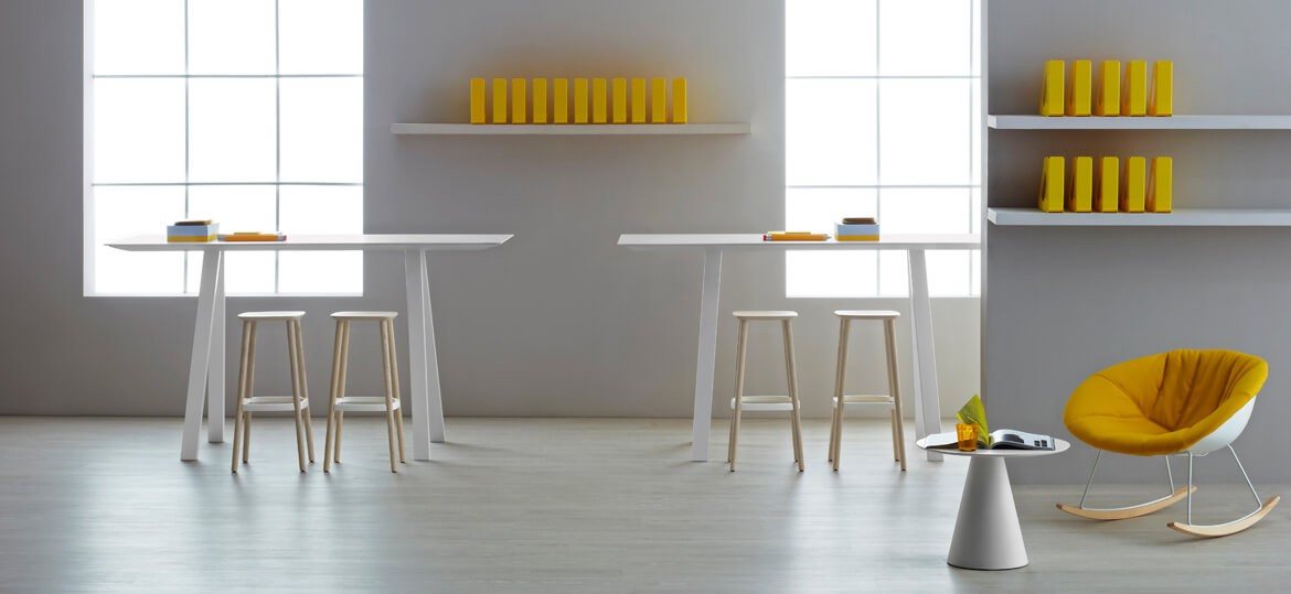 Pedrali Письменный стол Arki-Table H107 от Pedrali — в интерьере