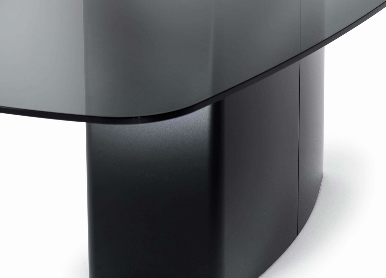 Pedrali Стол Aero Tae_220X106 от Pedrali — в интерьере