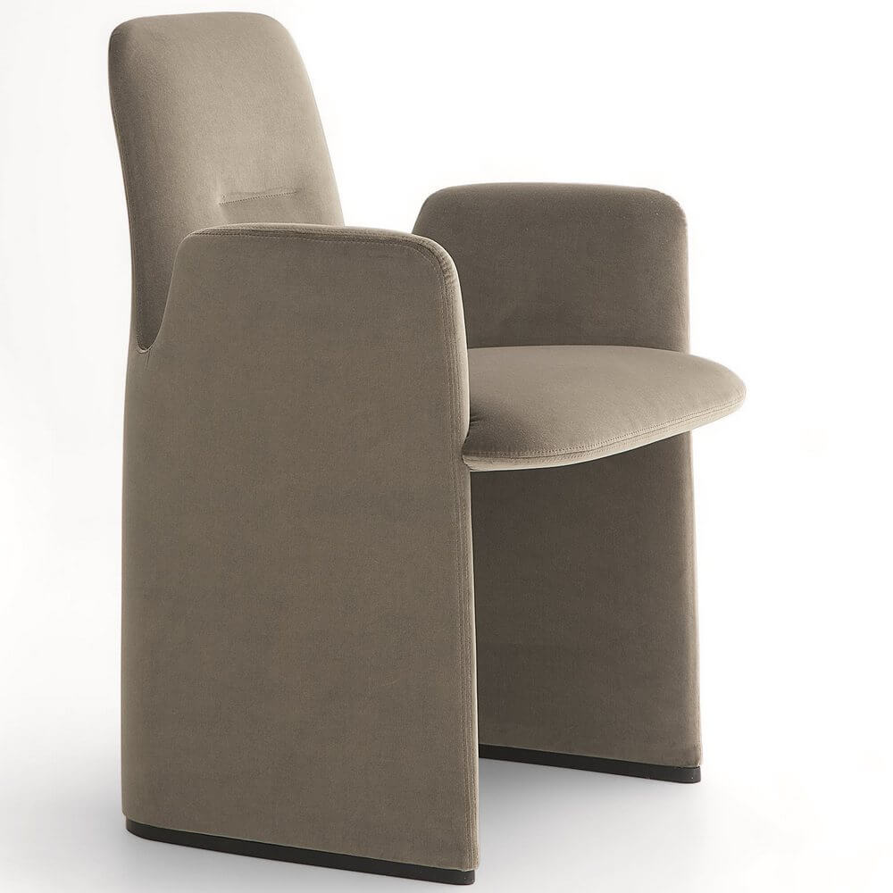 Poliform Стул Guest Leather от Poliform — в интерьере