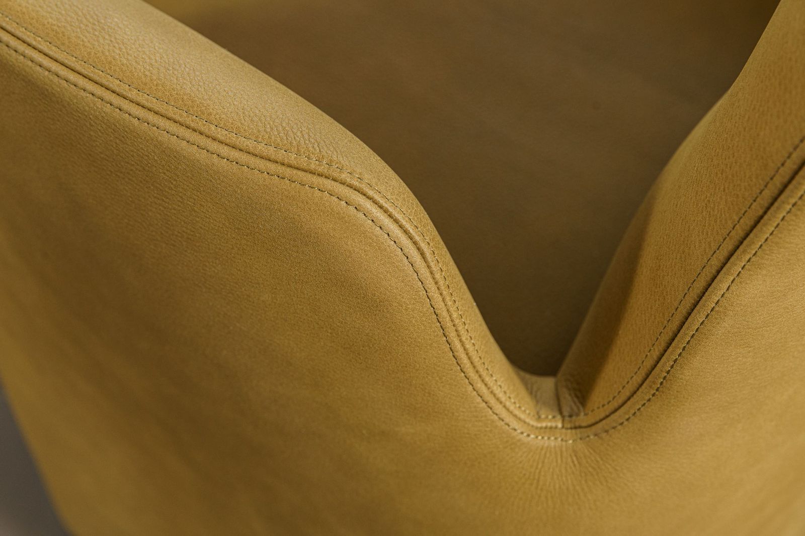 Poliform Стул Guest Leather от Poliform — в интерьере