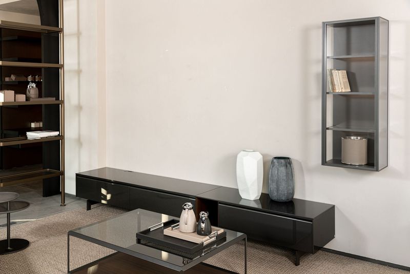 Molteni&C Композиция комода с 2-мя витринами pass word от Molteni & C — в интерьере