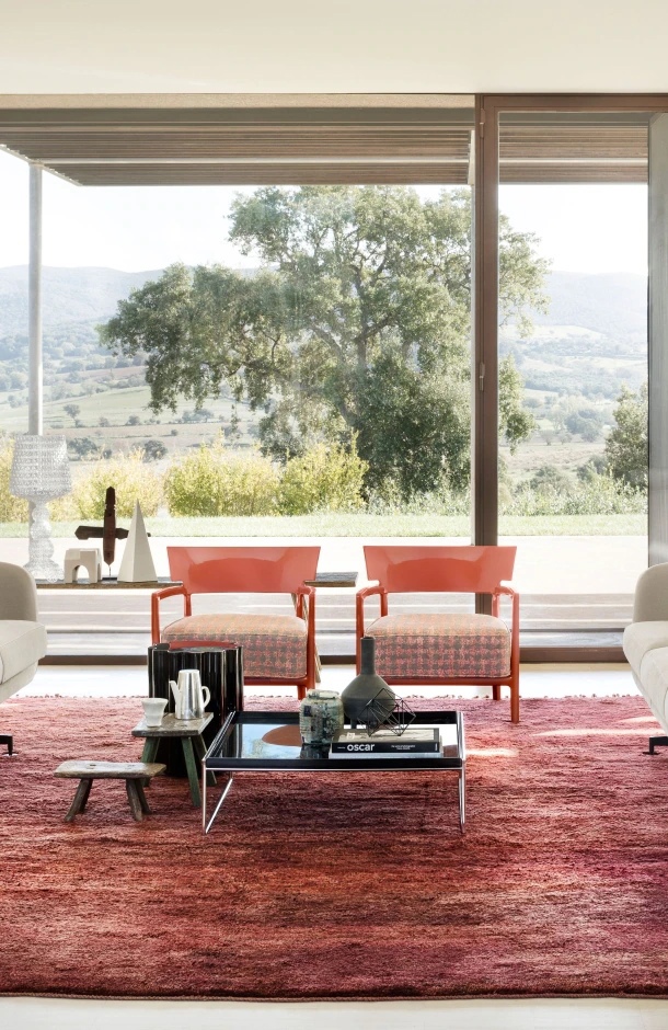 Kartell Кресло Cara от Kartell — в интерьере
