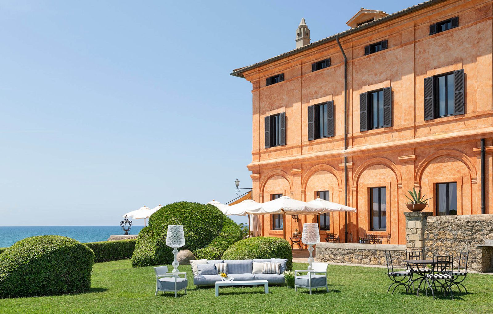 Kartell Кресло Cara от Kartell — в интерьере