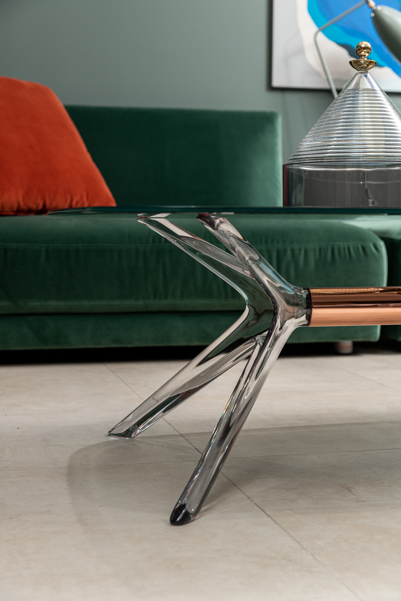 Kartell Журнальный столик Blast от Kartell — в интерьере