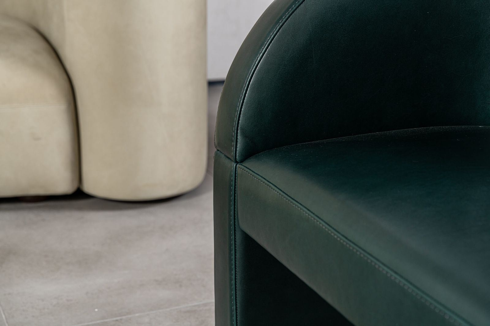 Baxter Кресло Lazy Bones green от Baxter — в интерьере