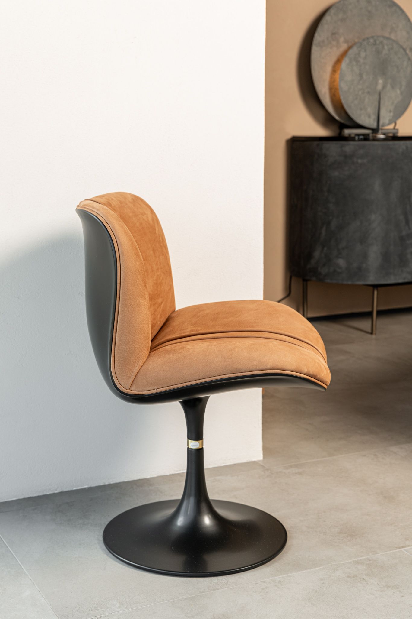 Baxter Стул Marilyn Nabuck Camel от Baxter — в интерьере