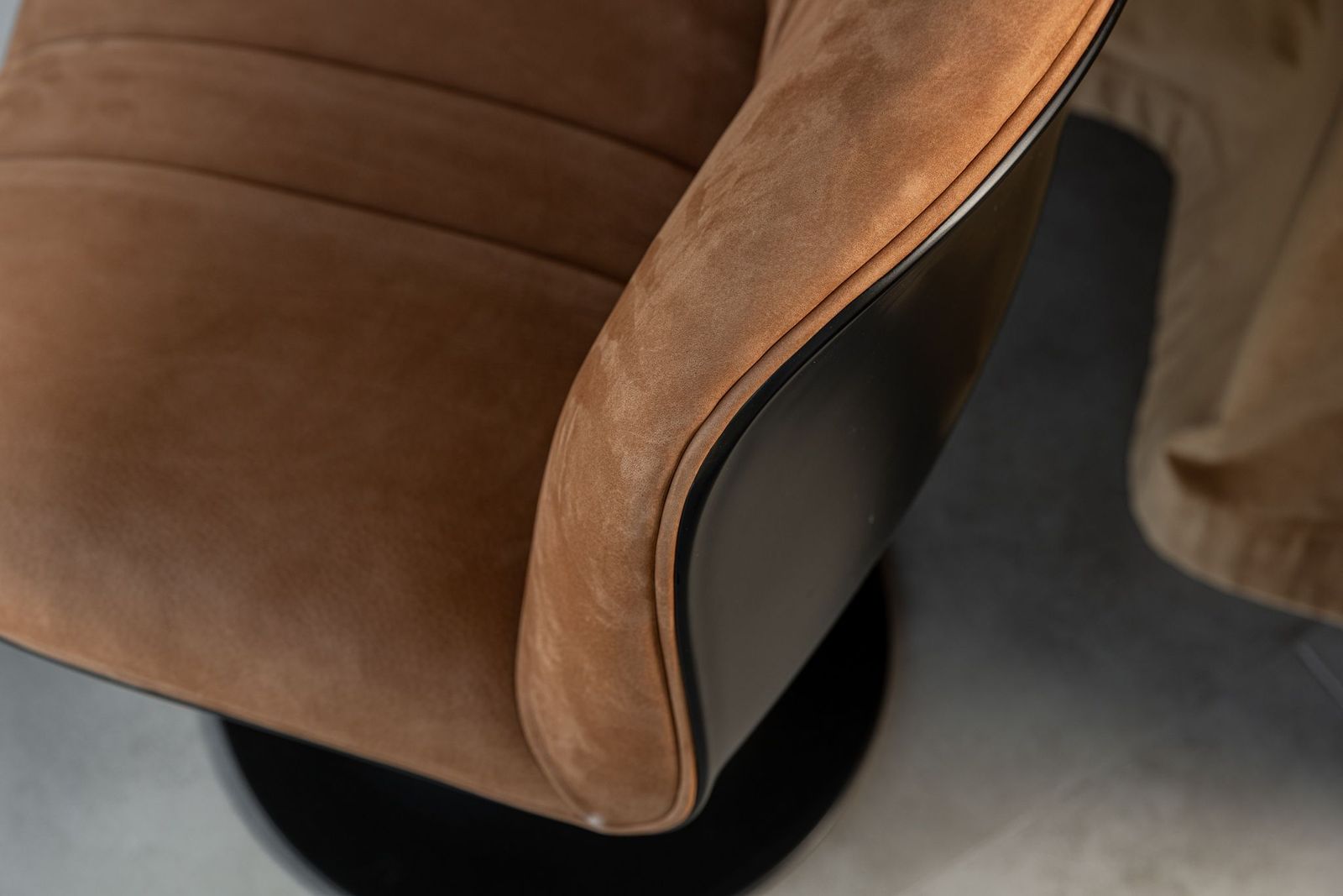 Baxter Стул Marilyn Nabuck Camel от Baxter — в интерьере