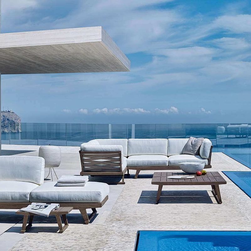 B&B Italia Уличный диван Gio от B&B Italia — в интерьере