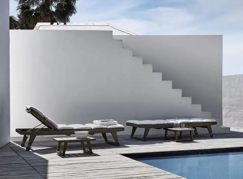 B&B Italia Журнальный столик для улицы Gio от B&B Italia — в интерьере