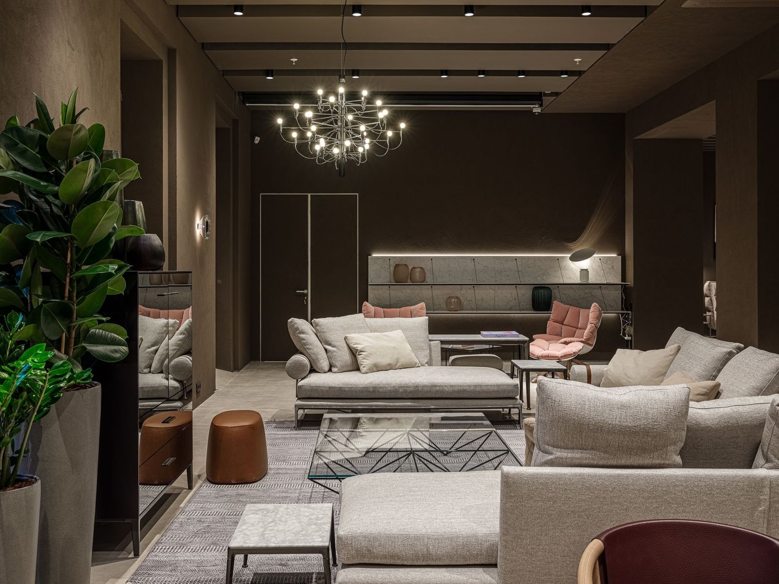 B&B Italia Журнальный столик Alanda '18 от B&B Italia — в интерьере