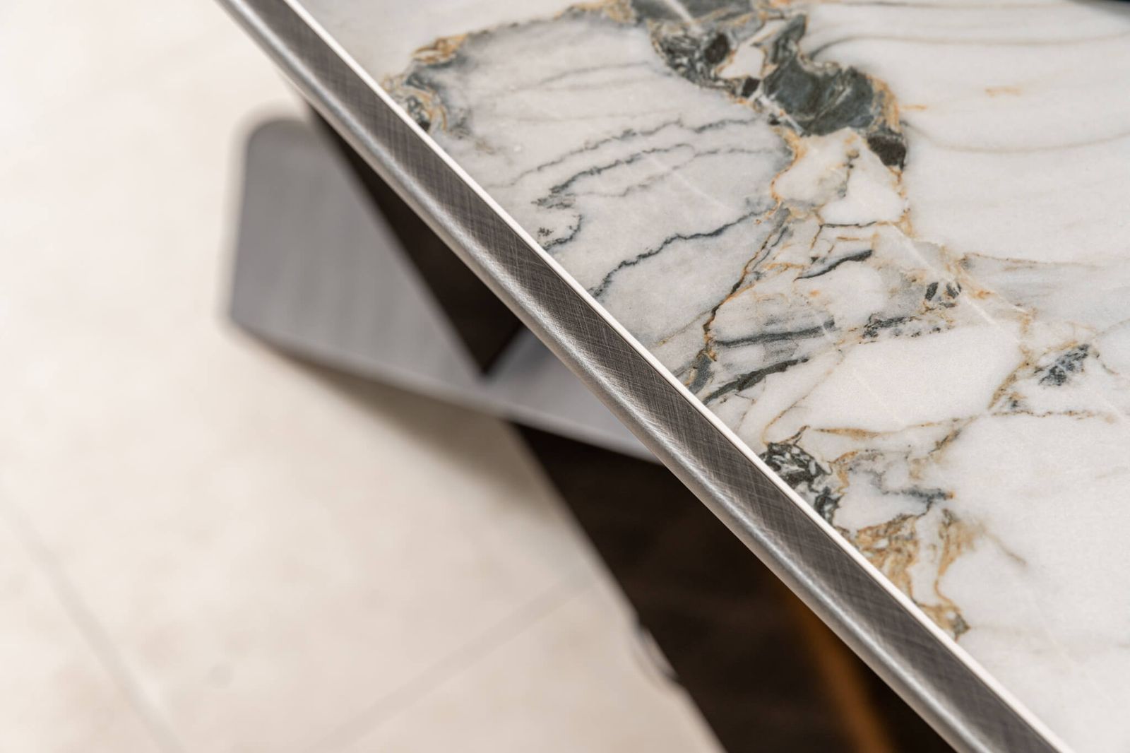 Cattelan Italia Консоль Terminal Keramik KM11 Makalu от Cattelan Italia — в интерьере