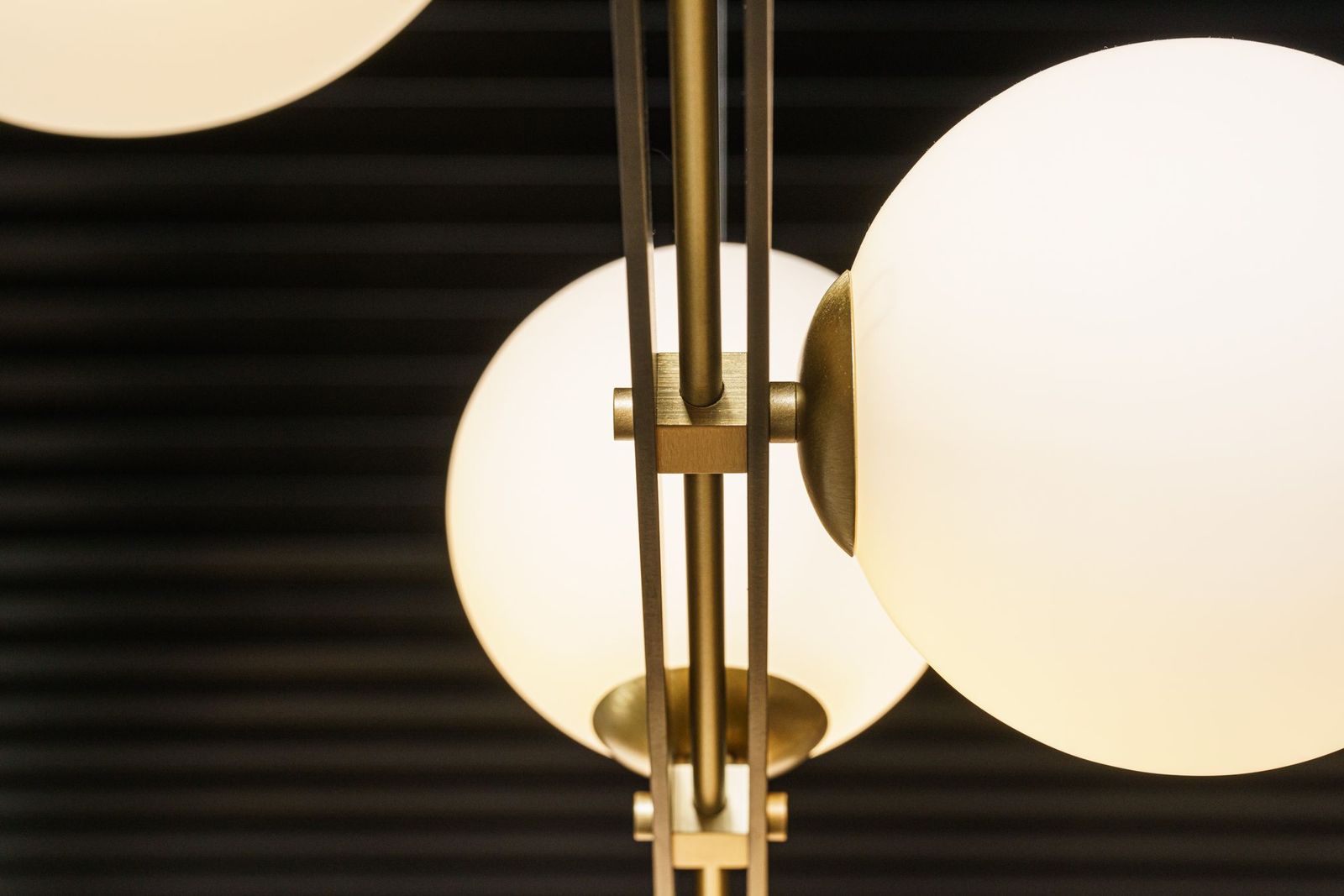 Cattelan Italia Люстра Planeta от Cattelan Italia — в интерьере