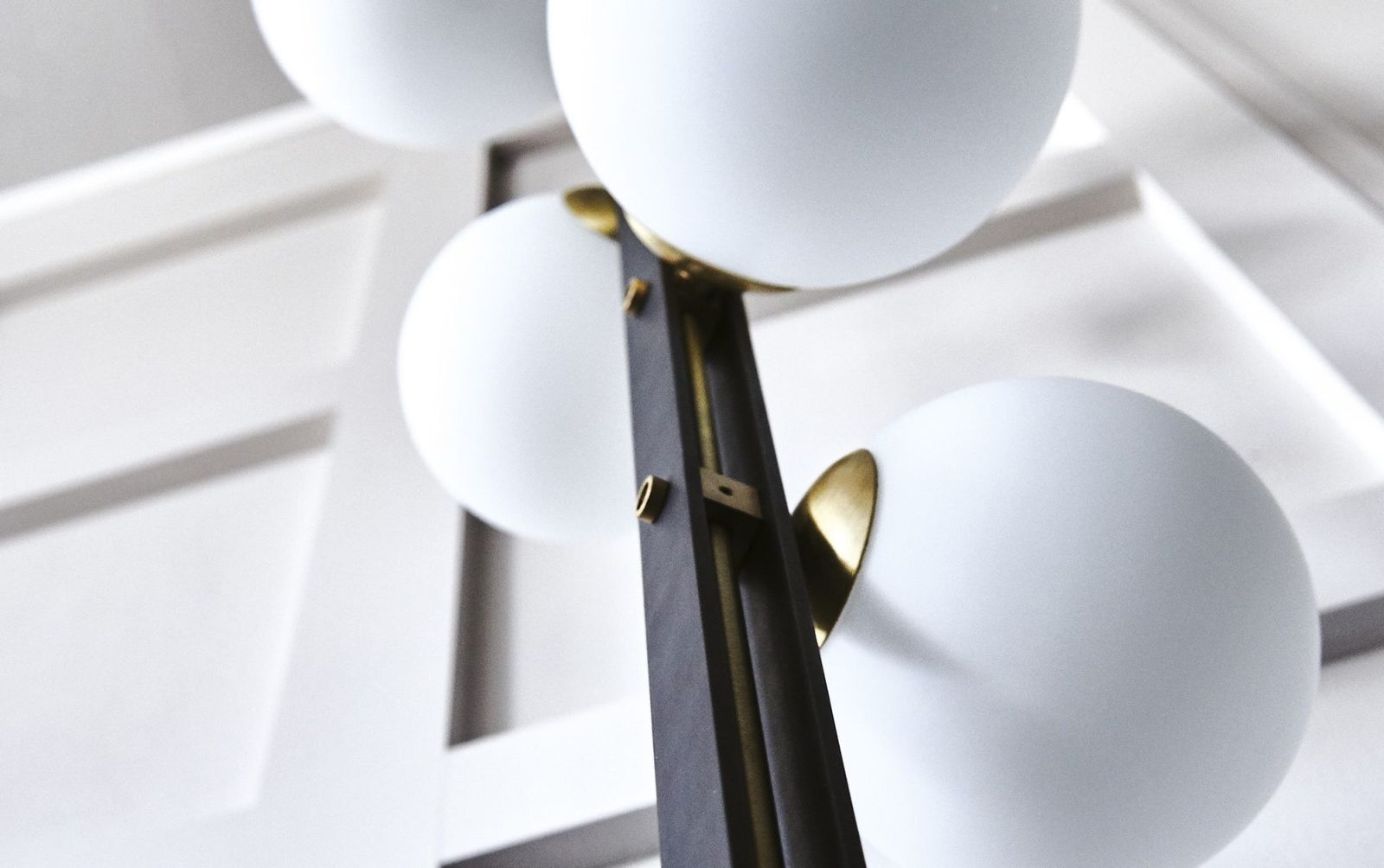Cattelan Italia Торшер Planeta от Cattelan Italia — в интерьере