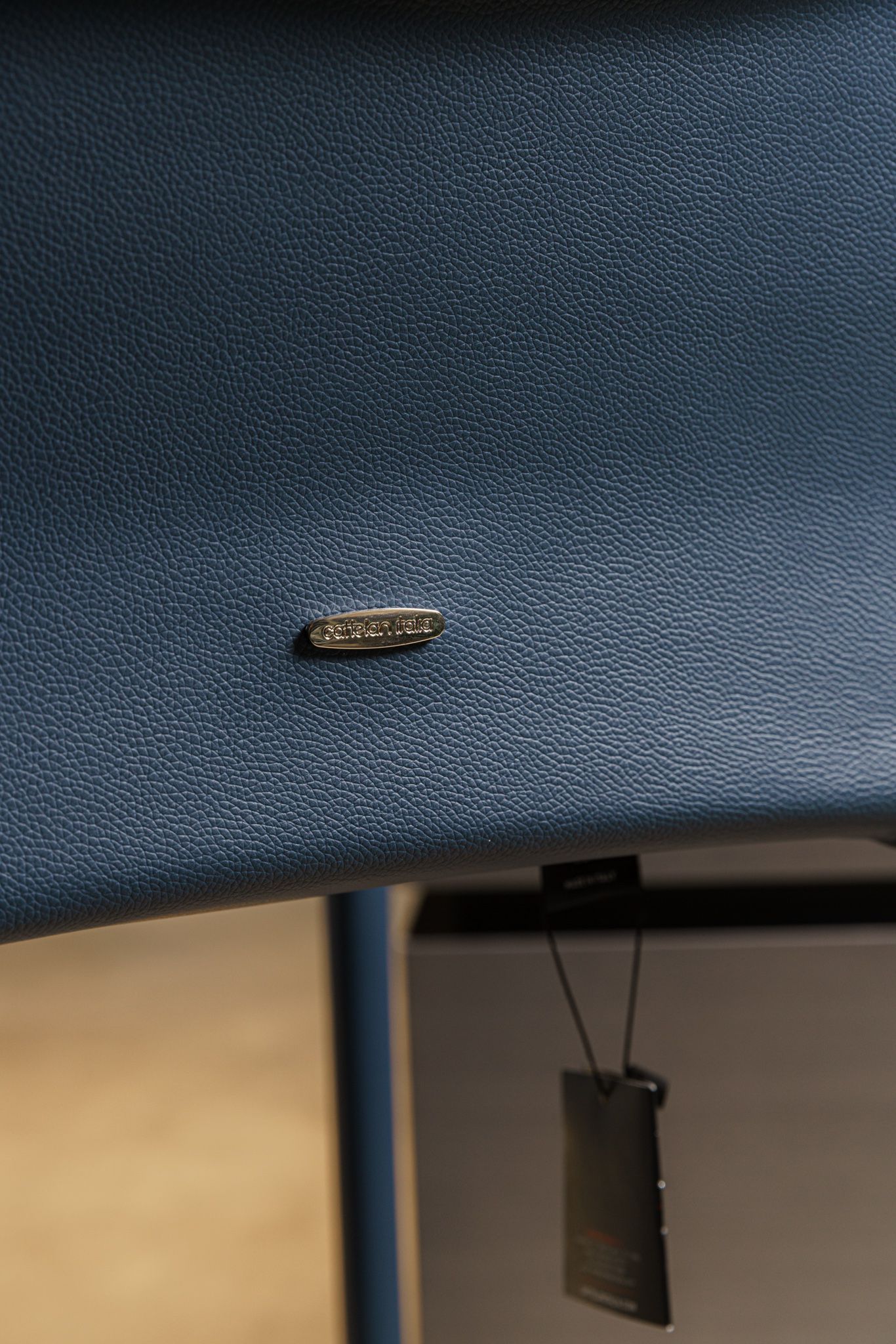 Cattelan Italia Барный стул Isabel B Pelle 940 Navy от Cattelan Italia — в интерьере