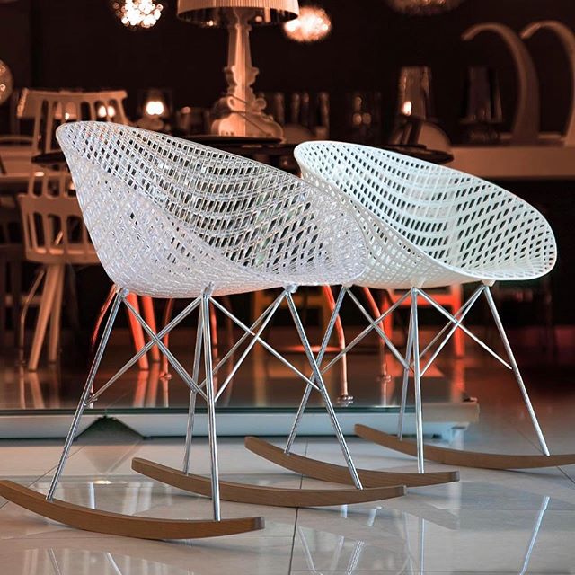 Kartell Кресло-качалка Smatrik от Kartell — в интерьере