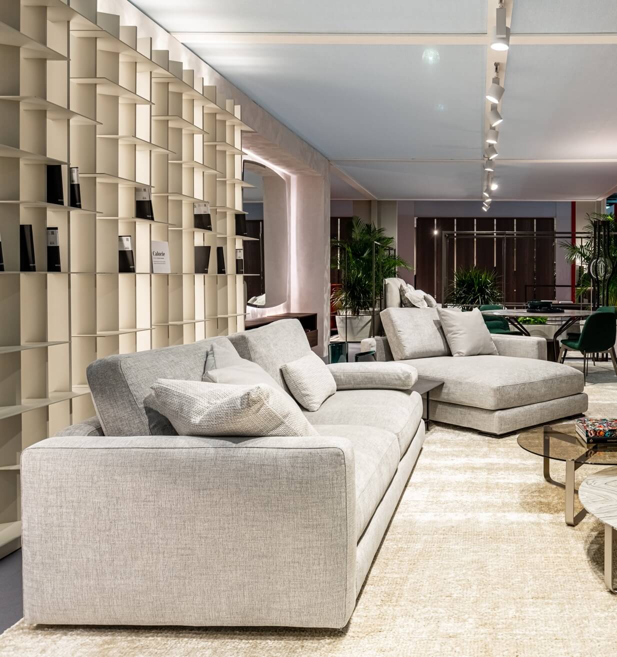 Flou Диван My Place со столиком от Flou — в интерьере