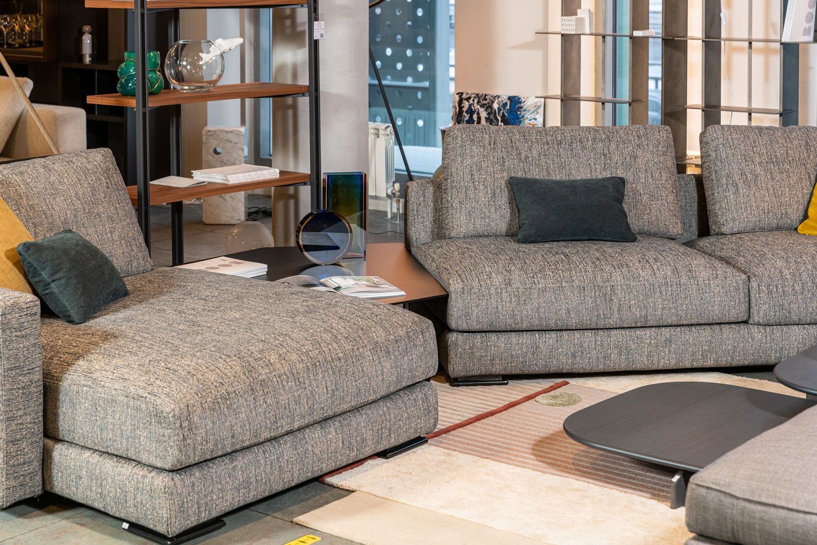 Flou Диван My Place со столиком от Flou — в интерьере