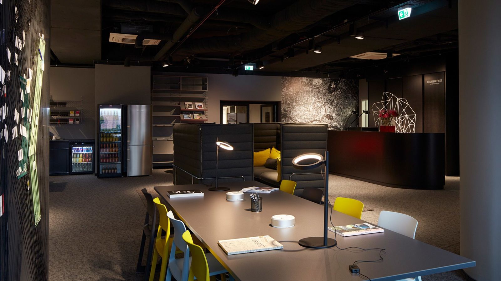 Artemide Настольная лампа Ipparco от Artemide — в интерьере