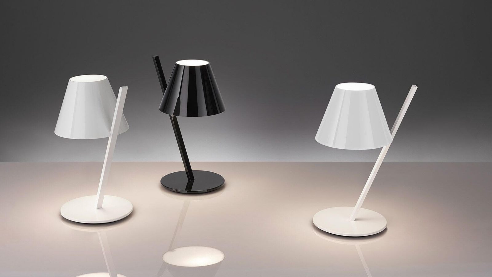 Artemide Настольная лампа La Petite от Artemide — в интерьере