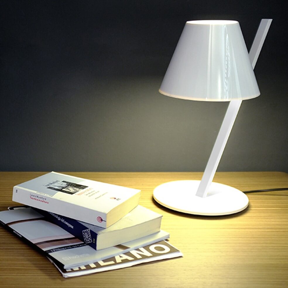 Artemide Настольная лампа La Petite от Artemide — в интерьере