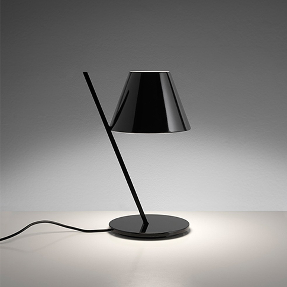 Artemide Настольная лампа La Petite от Artemide — в интерьере