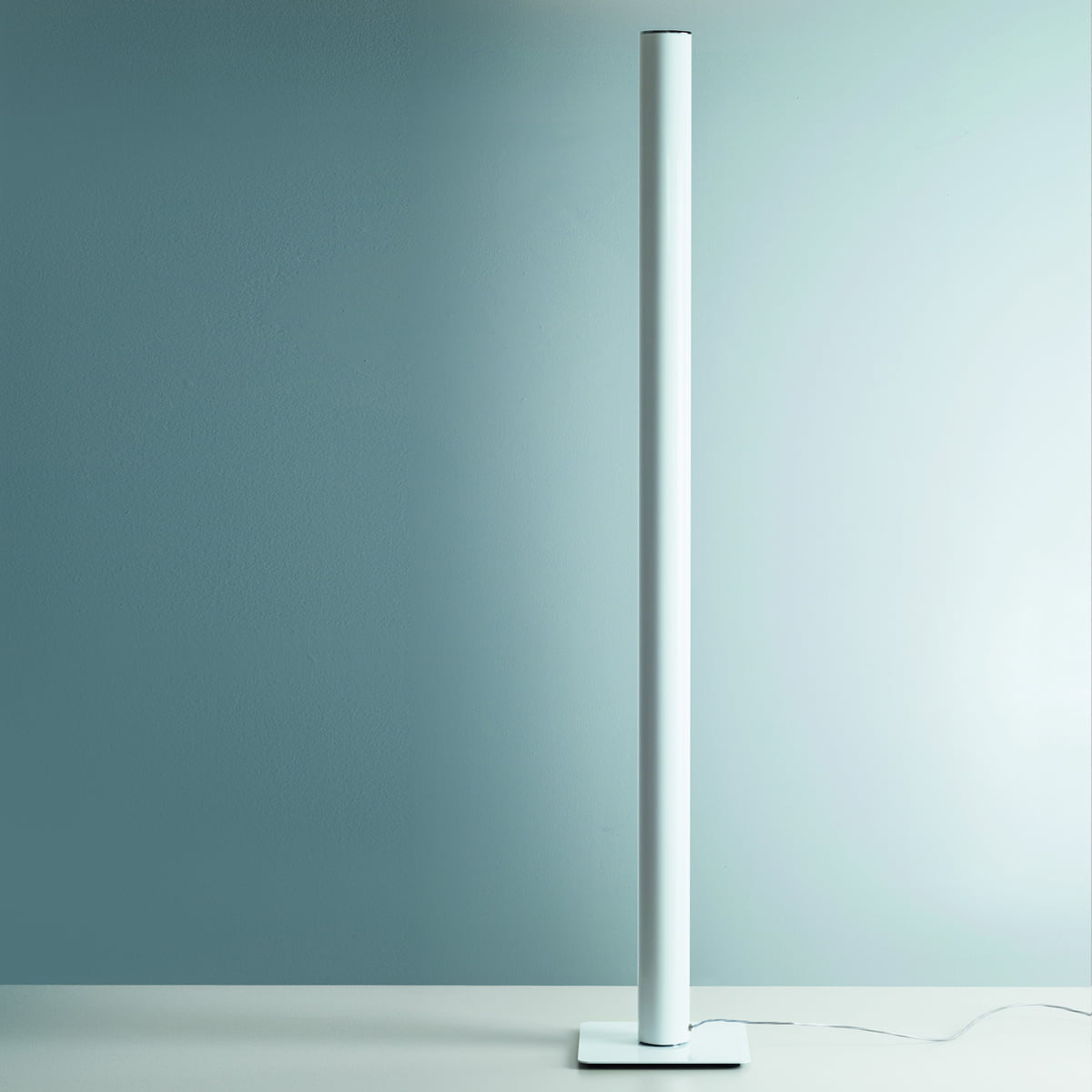 Artemide Торшер Ilio от Artemide — в интерьере