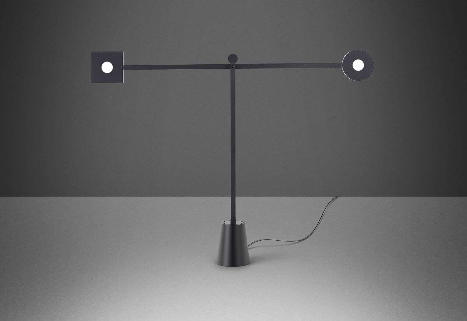 Artemide Настольная лампа Equilibrist от Artemide — в интерьере