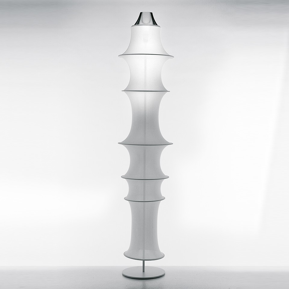 Artemide Торшер Falkland от Artemide — в интерьере
