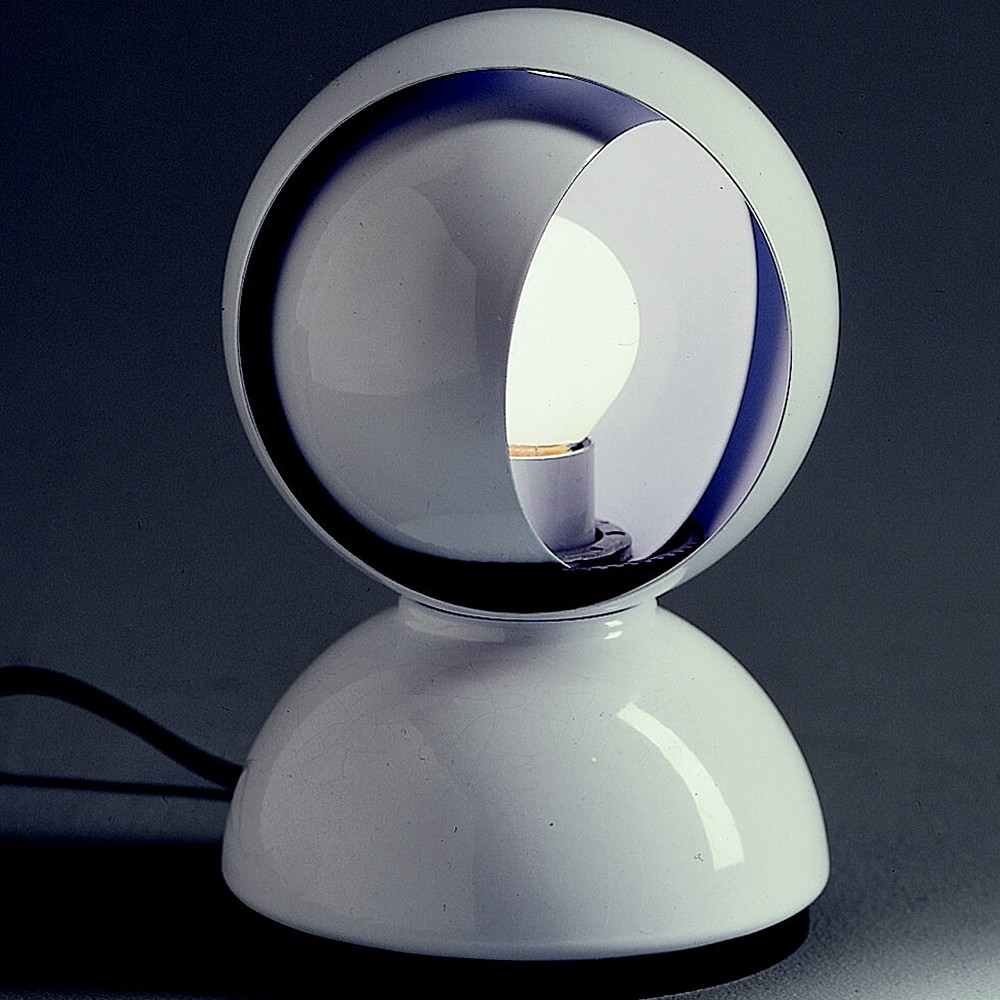 Artemide Настольная лампа Eclisse Yellow от Artemide — в интерьере