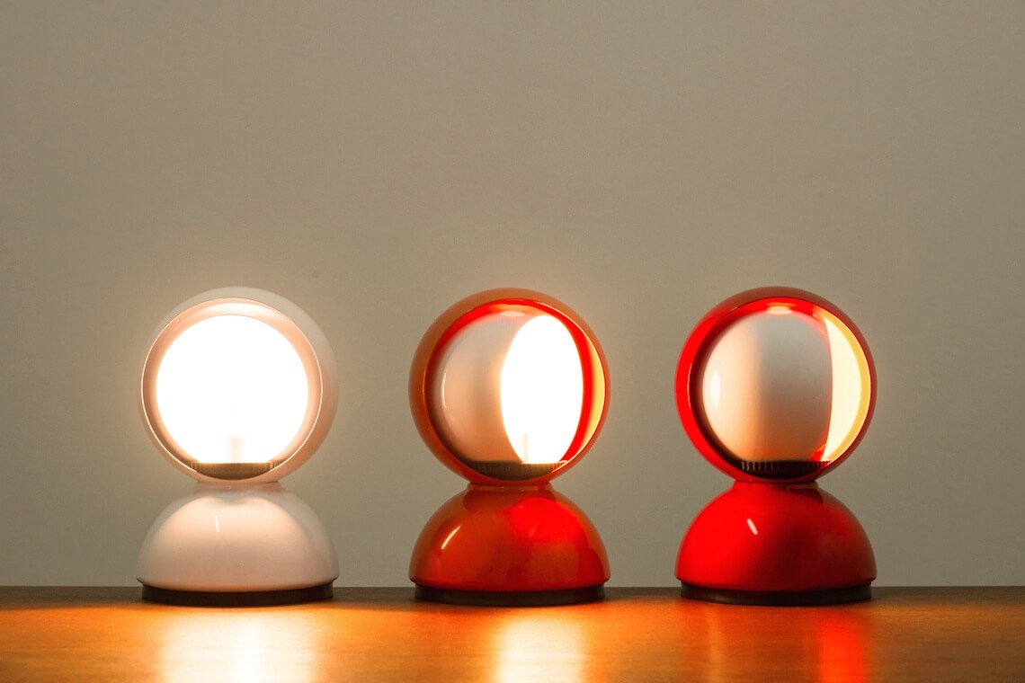 Artemide Настольная лампа Eclisse Yellow от Artemide — в интерьере