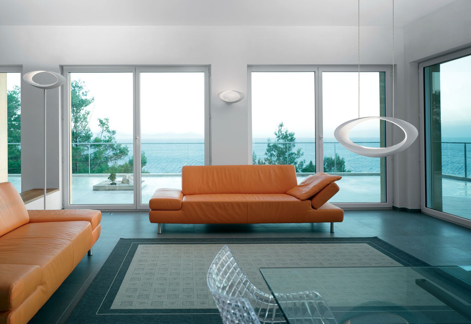 Artemide Торшер Cabildo от Artemide — в интерьере