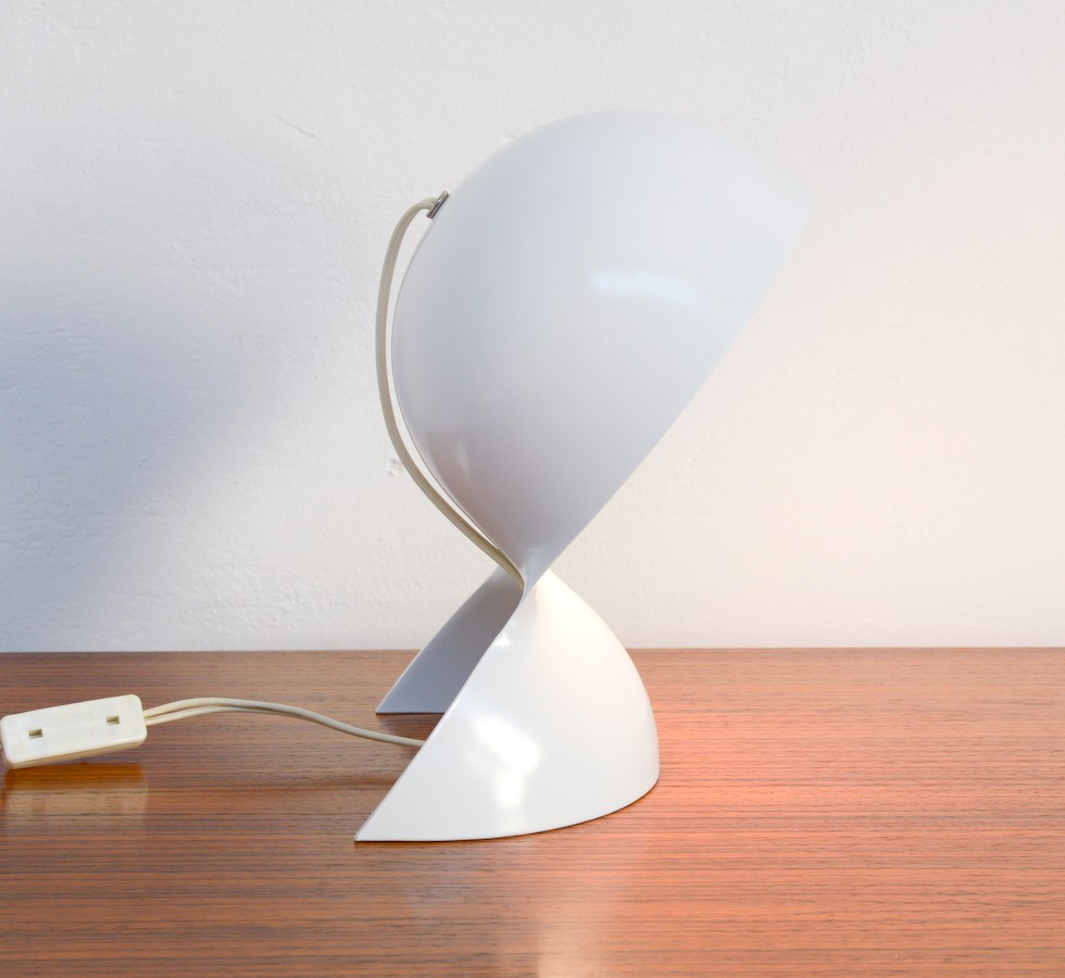 Artemide Настольная лампа Dalu от Artemide — в интерьере