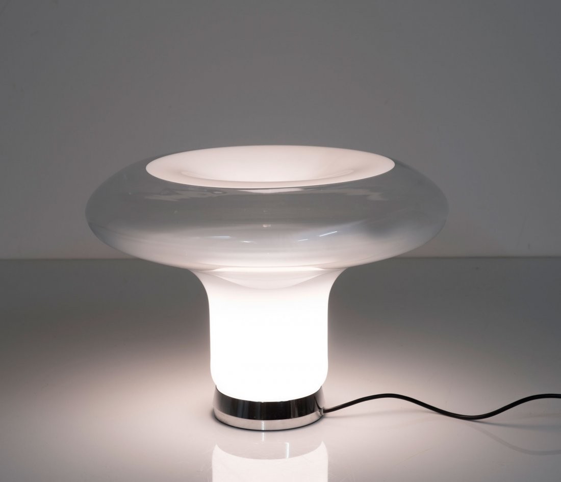 Artemide Настольная лампа Lesbo от Artemide — в интерьере