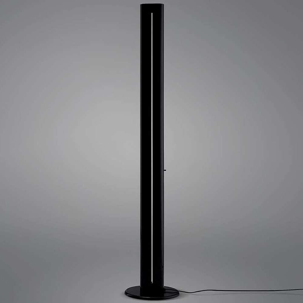 Artemide Торшер Megaron от Artemide — в интерьере