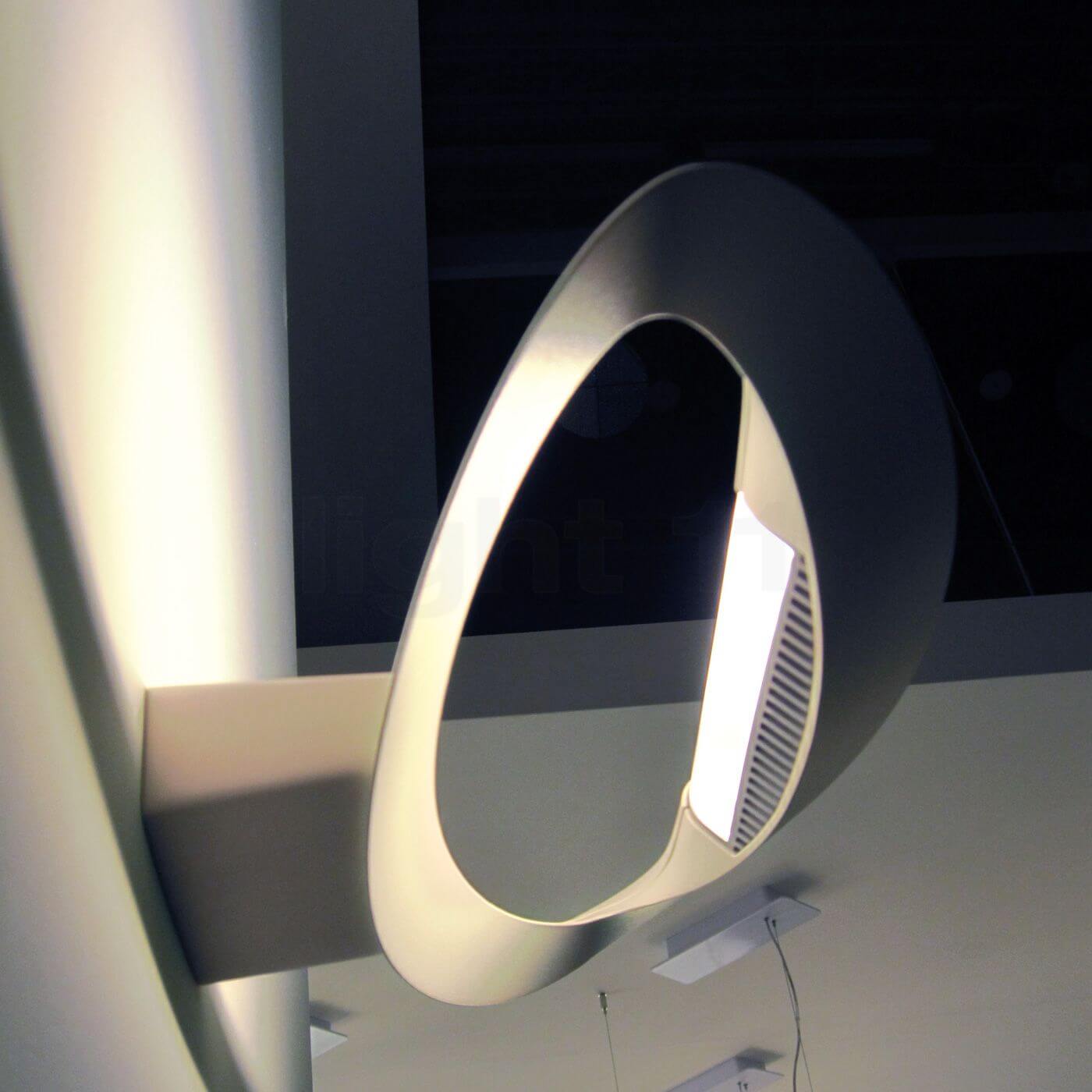 Artemide Бра Mesmeri от Artemide — в интерьере