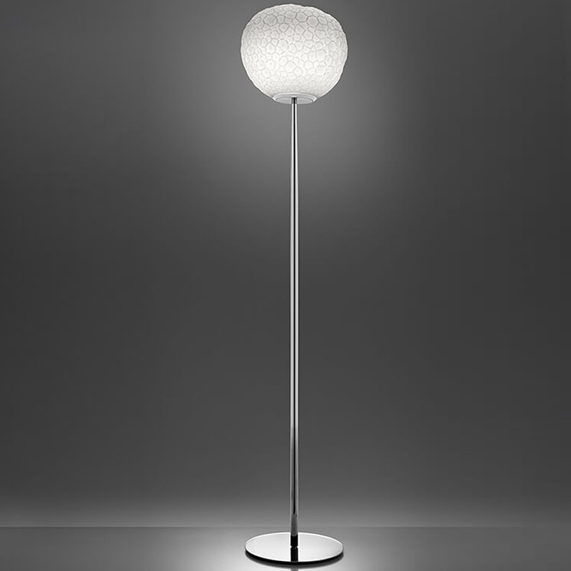 Artemide Торшер Meteorite от Artemide — в интерьере