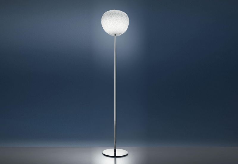 Artemide Торшер Meteorite от Artemide — в интерьере