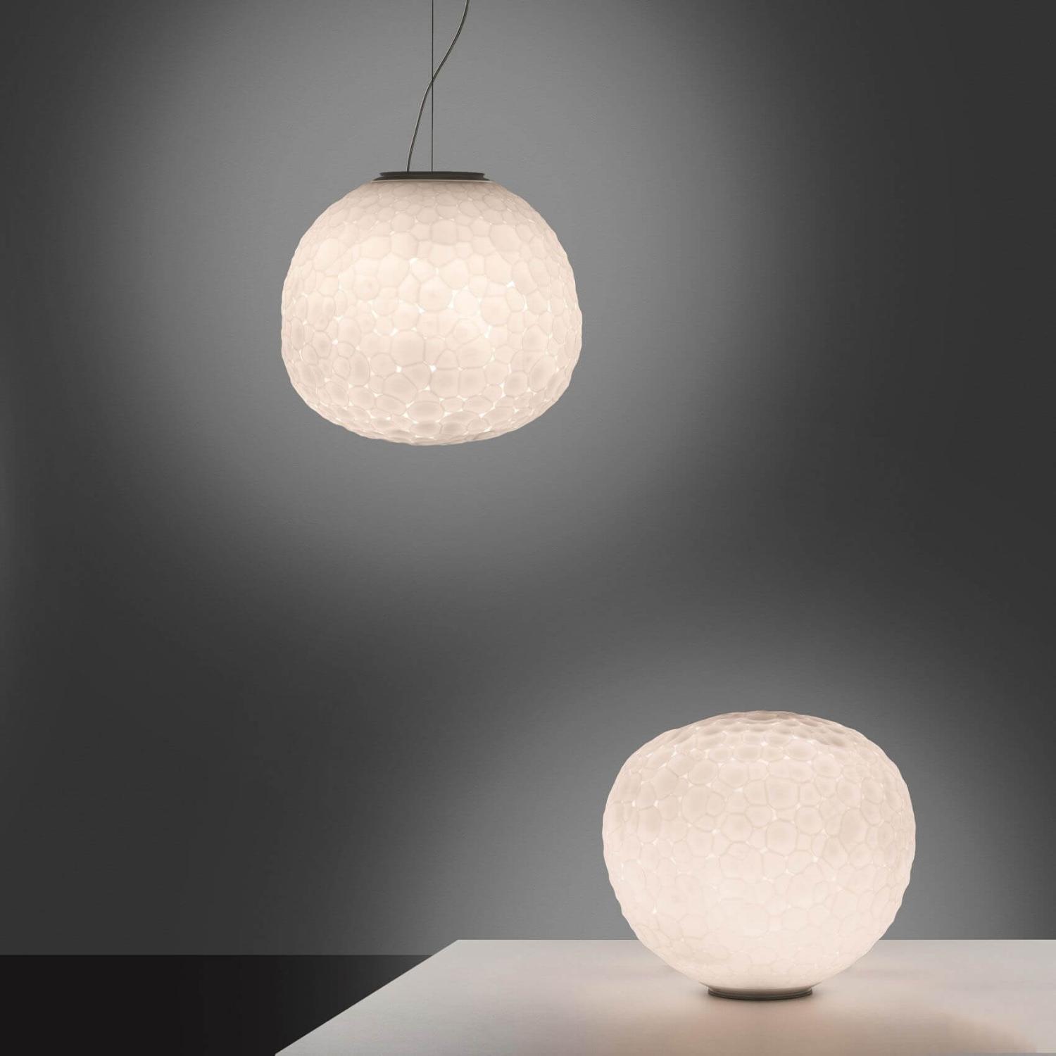 Artemide Настольная лампа Meteorite от Artemide — в интерьере