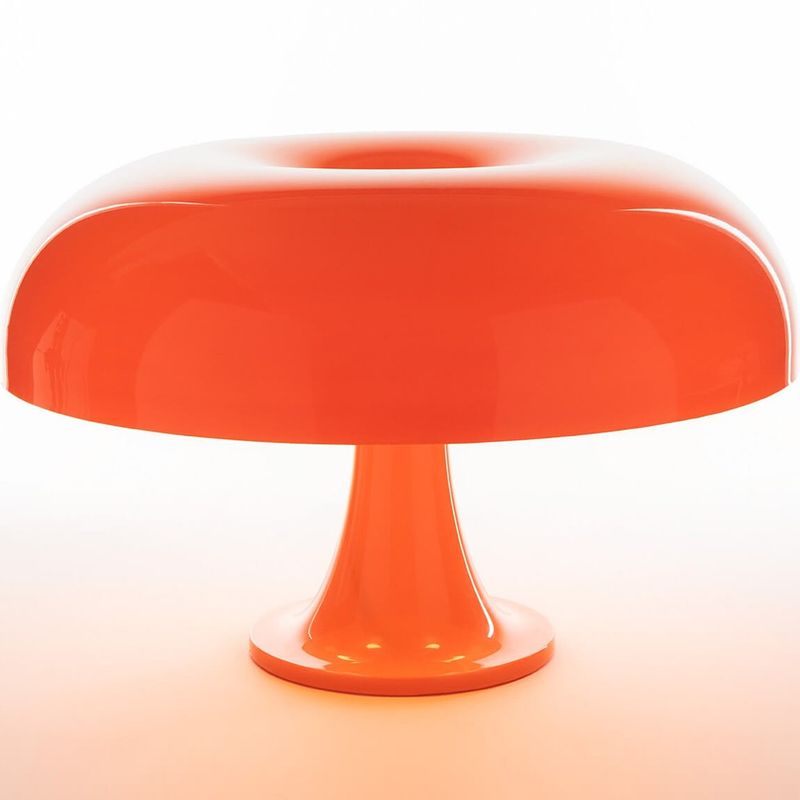 Artemide Настольная лампа Nesso от Artemide — в интерьере
