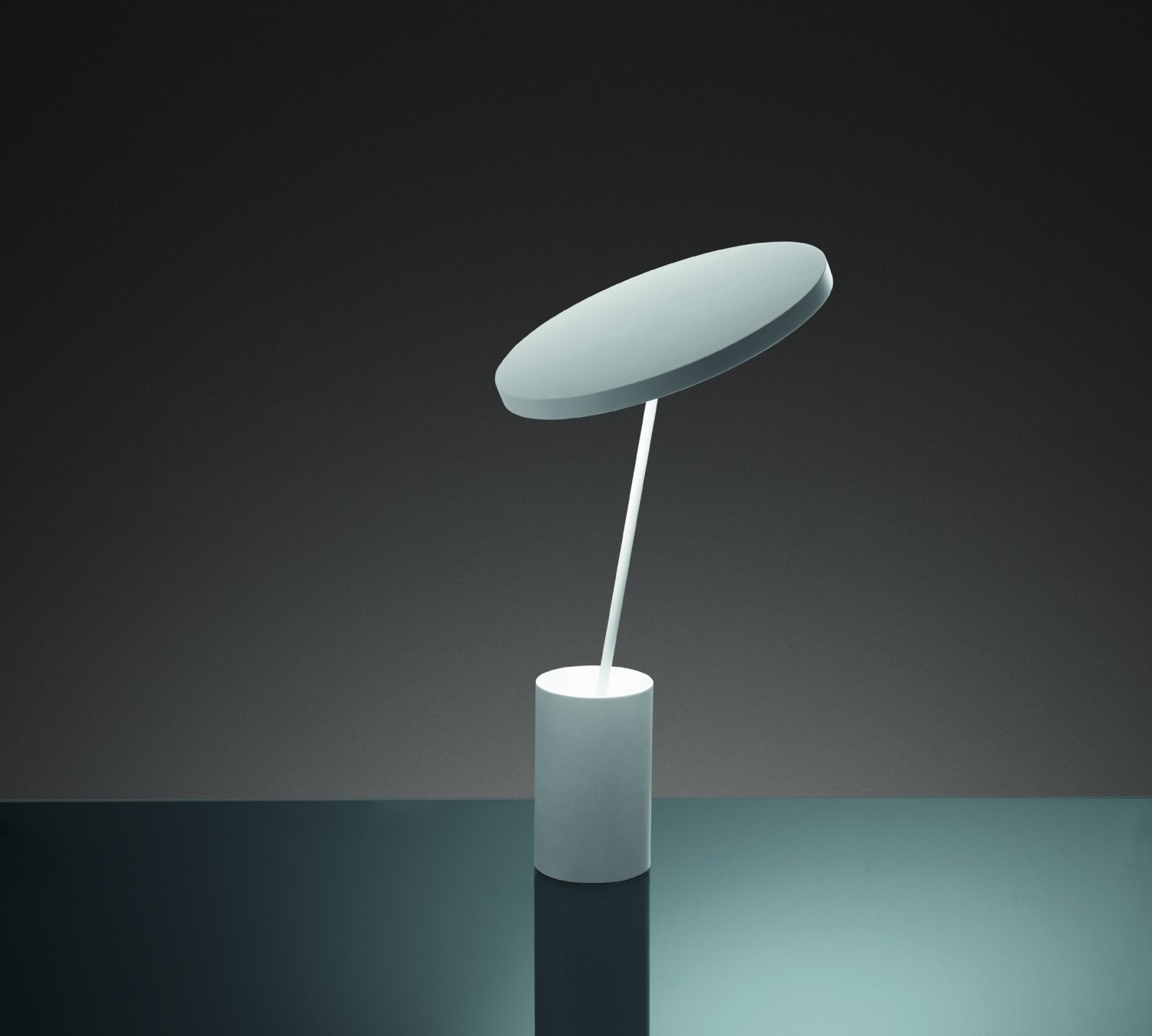 Artemide Настольная лампа Sisifo от Artemide — в интерьере