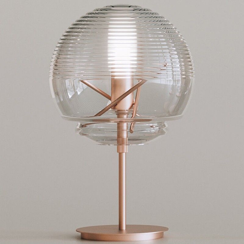 Artemide Настольная лампа Vitruvio от Artemide — в интерьере
