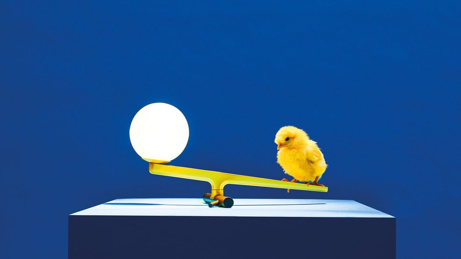Artemide Настольная лампа Yanzi от Artemide — в интерьере