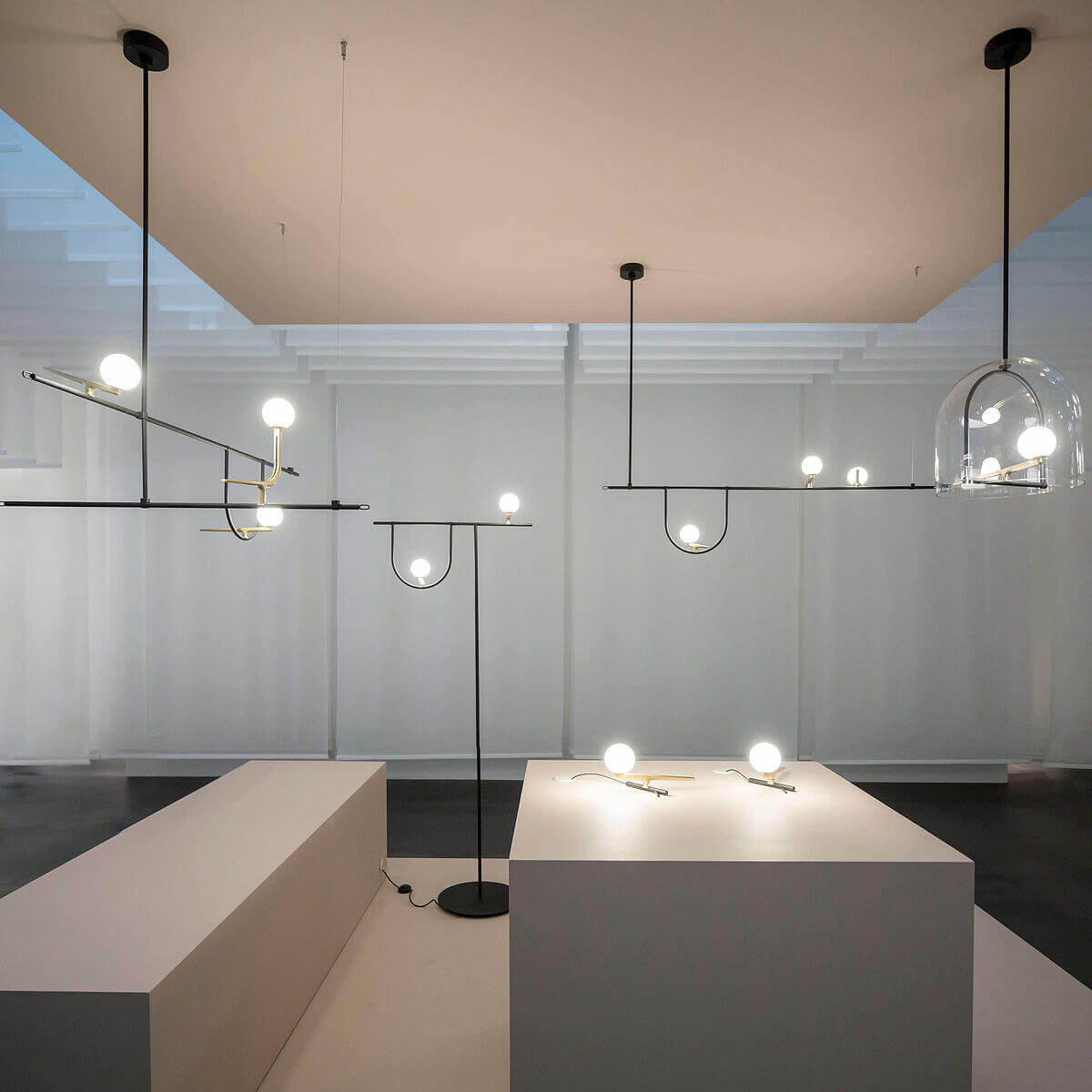 Artemide Настольная лампа Yanzi от Artemide — в интерьере